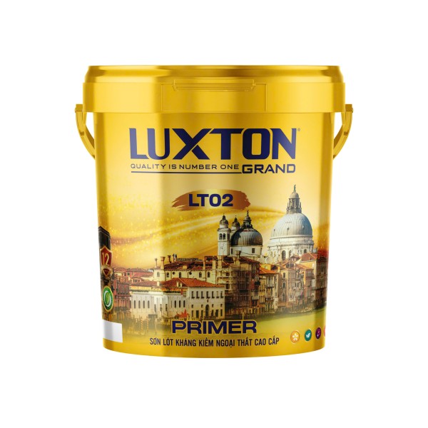 Luxton paints